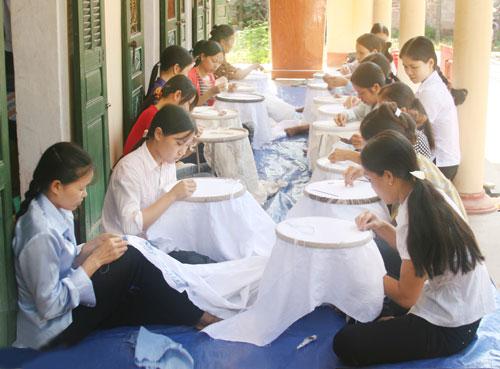 Duckien Hand Embroidery Workshop No.2