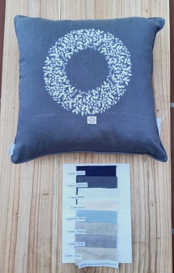 Cushion  linen Charcoal French knot 