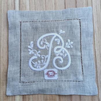 Cocktail linen 26 monogram letter B